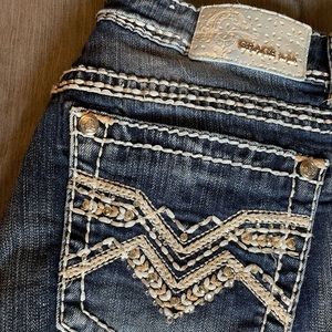 Like new Grace in LA bootcut jeans.
